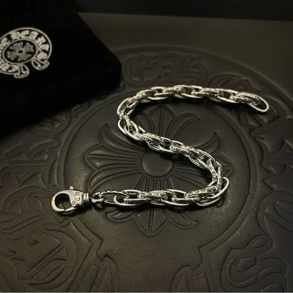 Chrome Hearts Classic Retro Clasp Bracelet - Picture 3 of 9